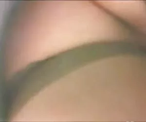 Alguien, ¿quién sabe quién es esta maduras peludas y tetonas chica o la película?