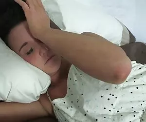Me encanta la forma en que xxxx tetonas estos pantalones de yoga abrazan mi culo redondo JOI