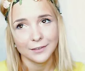 Imagina serviporno rubias tetonas mis pies en medias de red frotando tu dura polla JOI