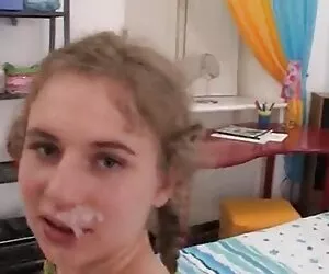 Caricias avec un collants use de ma mere tetona botando