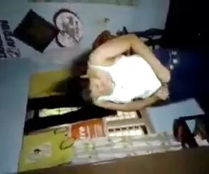 El videos xxx culonas tetonas padrastro tomó mi pt virginidad. 2