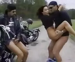 trio de tetonas cojiendo latinas