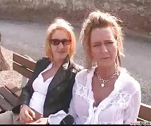 tres algunas tetonasmaduras lesbianas sucias